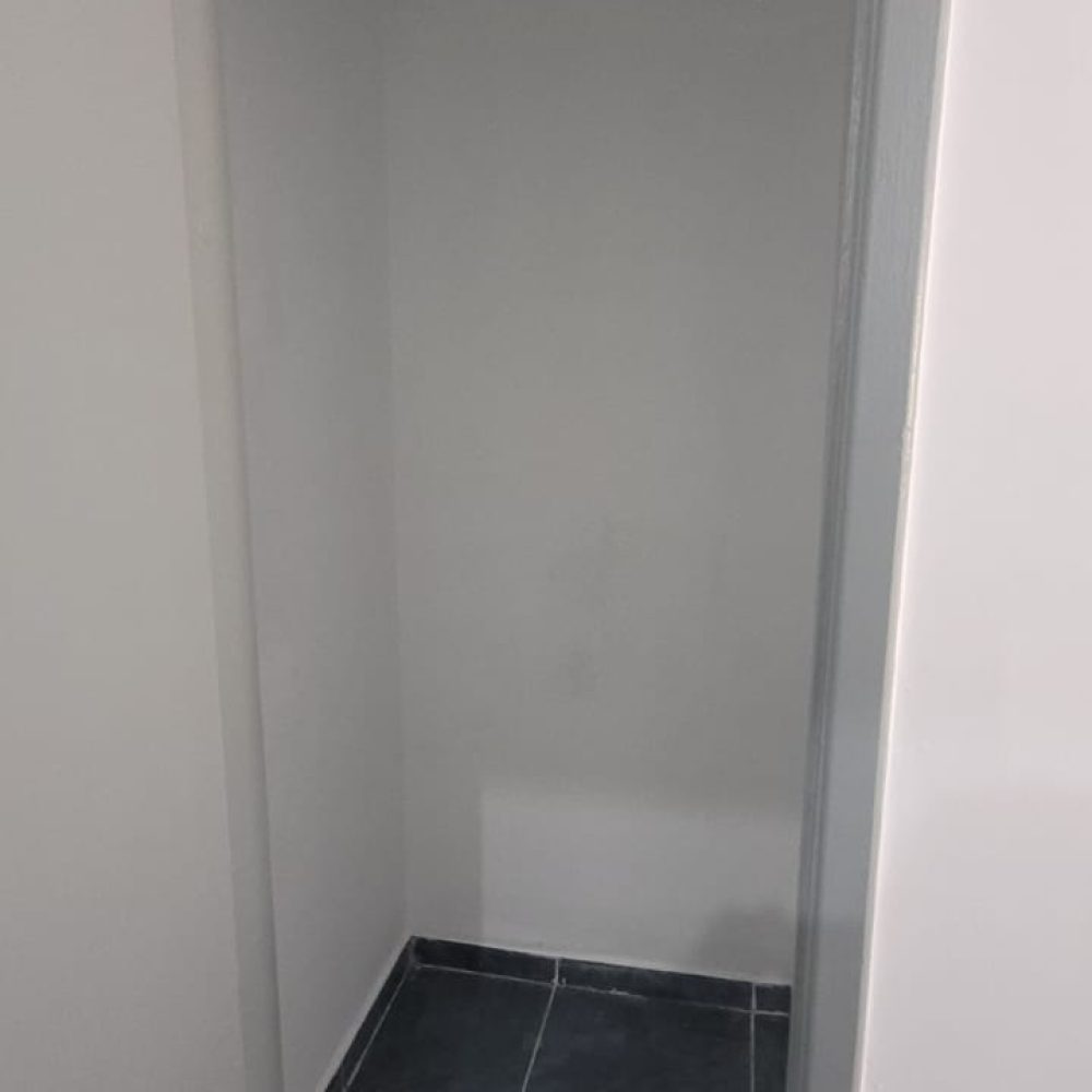 7. 2º QUARTO COM CLOSET (FOTO 5) CLOSET QUARTO 2