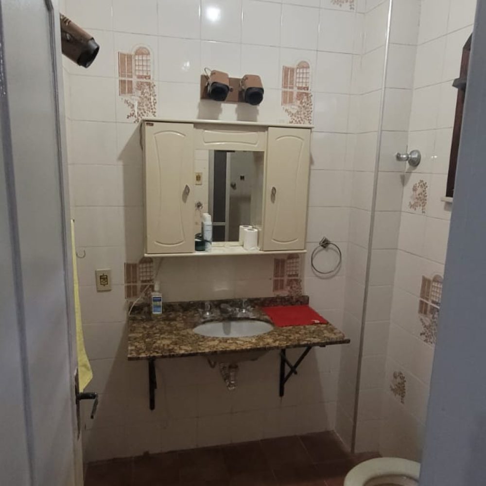 8. BANHEIRO 1 (INTERNO)_FOTO 2